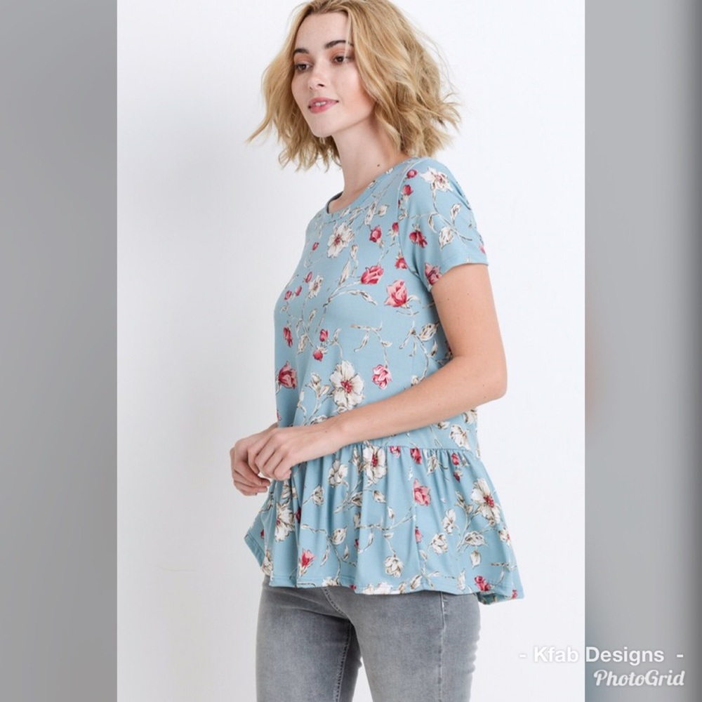 LAST 1! 🛍 Baby Blue Floral Ruffle Tunic! - Picture 5 of 6